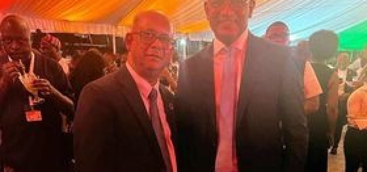 Minister Ramdhin ontmoet vice president Bharat Jagdeo van Guyana tijdens de second AfrEximbank- Caricom Development Forum