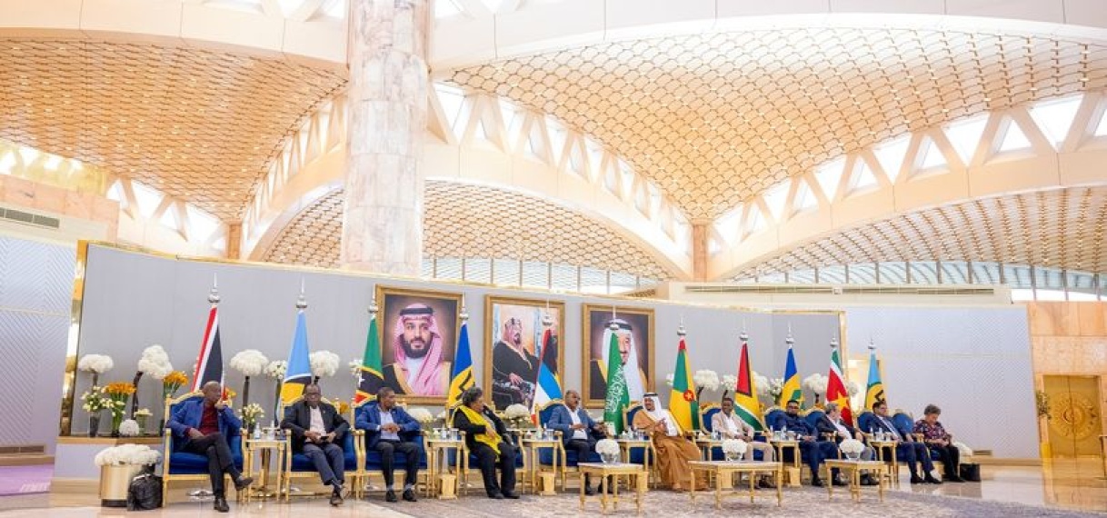 Gedachtenwisseling tussen de president en de Saoedische BIBIS- minister