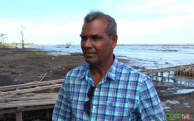 Prof. Naipal: “De issues klimaatverandering en stijging zeespiegel moeten niet bij rapporten en workshops alleen blijven”