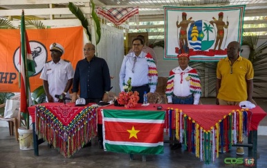 De regering nodigt Donderskamp uit om deel te nemen aan ontwikkeling