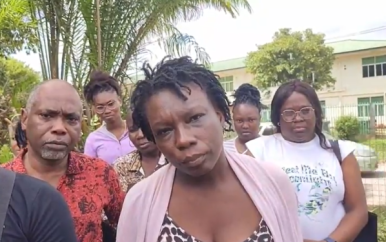 Leerkrachten Wi Sa Strey blijven vandaag wel thuis