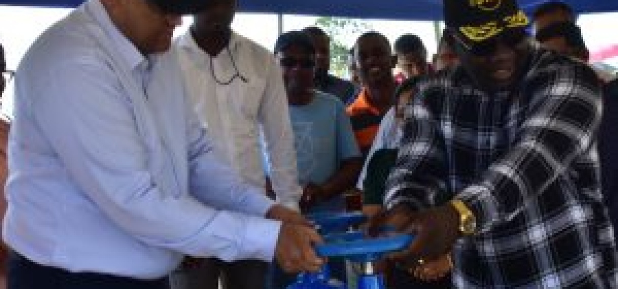 Nieuwe waterstation Henar, moet gemeenschap voorzien