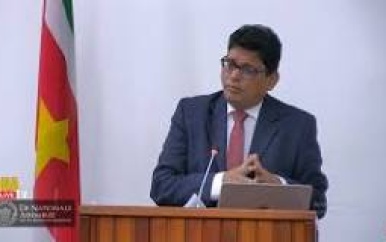 Gajadien wil spoedig indiening wetsontwerp elektronisch betalingsverkeer