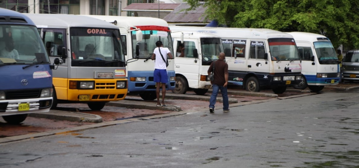 Vanaf maandag, NVB- bussen en schoolvervoer niet gegarandeerd