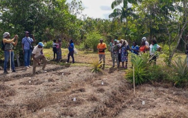 Landbouwers Brokopondo en Marowijne wisselen kennis uit