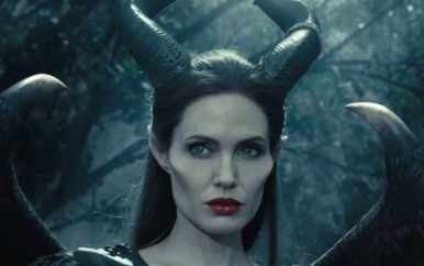 Ondanks Hollywood-moeheid: Angelina Jolie bevestigt derde Maleficent-film