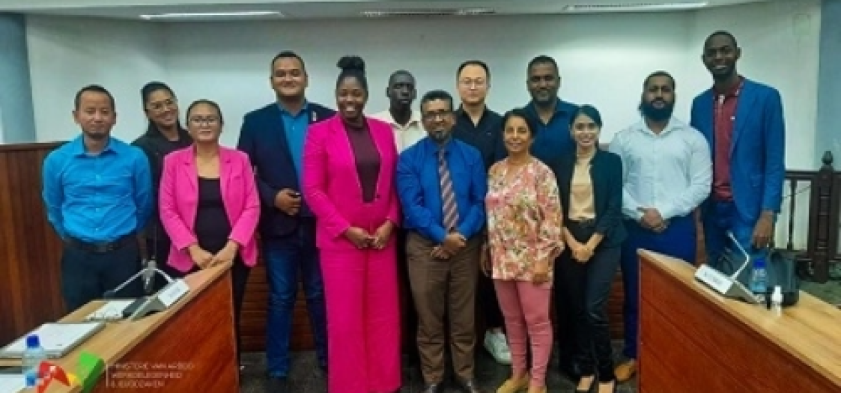 Delegatie AWJ door DNA geïnformeerd over belang toetreding tot Haagse Kinderbeschermende Verdragen