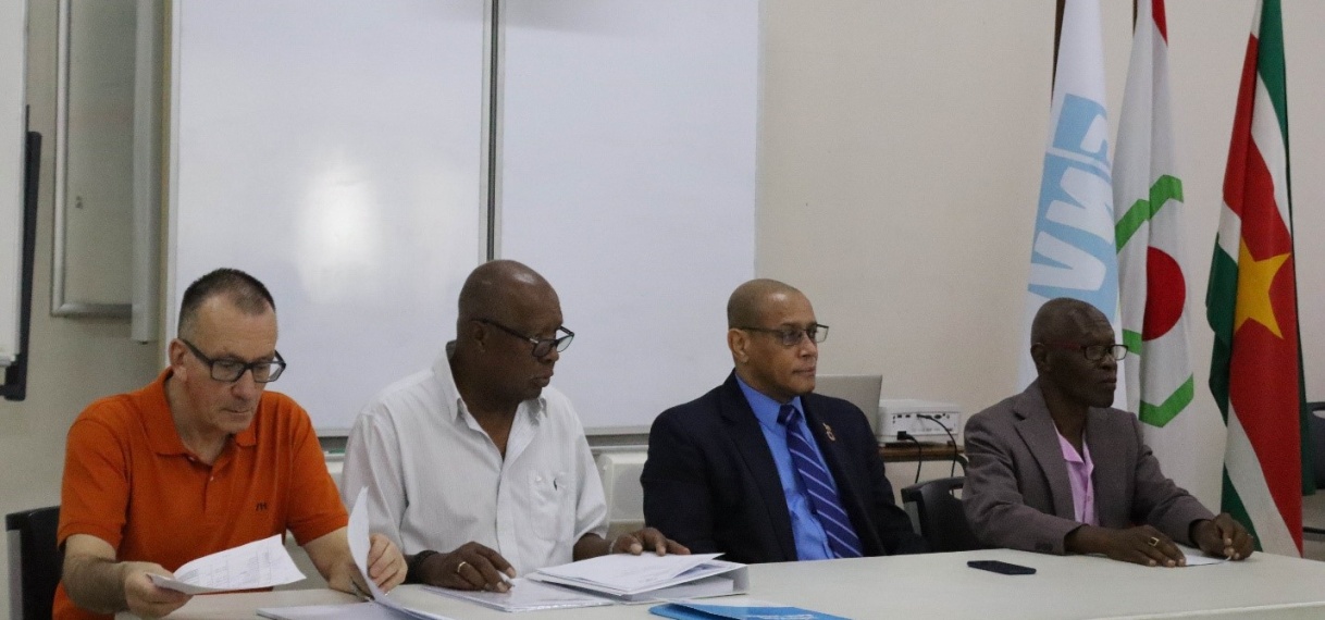 SIVIS en FNV werken aan verbetering arbeidsomstandigheden Suriname
