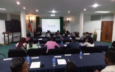 Jeugdraad Suriname houdt succesvolle vergadering