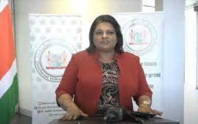 Defensieminister Mathoera garandeert samenleving orde, veiligheid en rust op 20 december