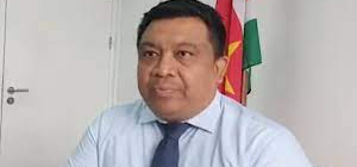 Jubithana formeel niet op de hoogte gesteld van vervanging door Ramsaran