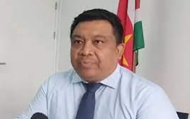 Jubithana formeel niet op de hoogte gesteld van vervanging door Ramsaran