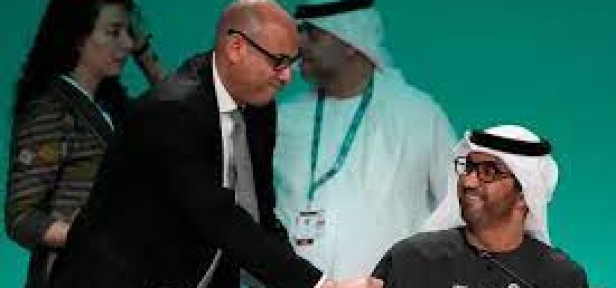 COP28-ontwerpdeal schrapt uitfaseren fossiele brandstoffen