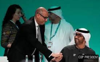 COP28-ontwerpdeal schrapt uitfaseren fossiele brandstoffen