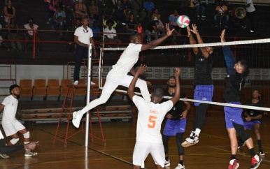 Intensief volleybalseizoen in vooruitzicht