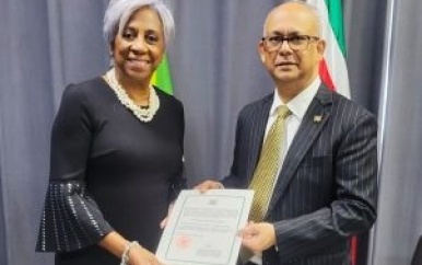 Sandra Glasgow benoemd tot Honorair-Consul van Suriname in Jamaica