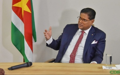 President belooft inlopen sociale achterstanden