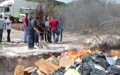 Ministerie van Binnenlandse Zaken verbrandt oude documenten van Centraal Bureau voor Burgerzaken