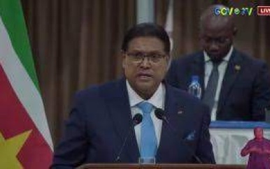 Regering gaat economische groei bewerkstelligen op bereikte stabiliteit