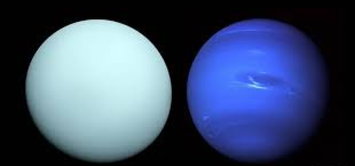 Neptunus en Uranus voor het eerst in ware kleuren gezien