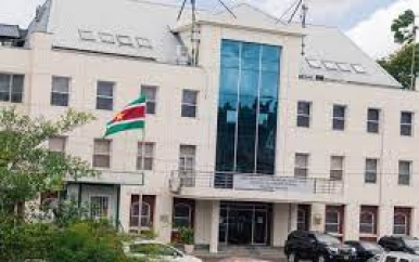 Bewustwording van Risico’s en gevolgen van Drugssmokkel voor Surinamers in het Buitenland