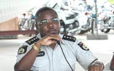 Onvrede ontstaat door vertraging in benoeming officieren van politie in Suriname