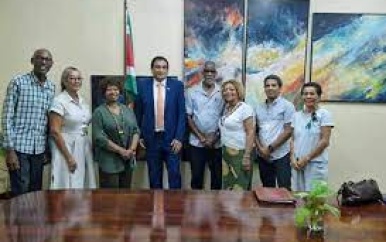 Syoro Collectief ontvangen door minister van Onderwijs, Wetenschap en Cultuur