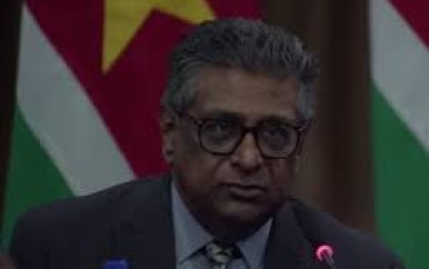 Minister Raghoebarsing: “Stabiliteit in economie resultaat van inzet en goed bestuur”