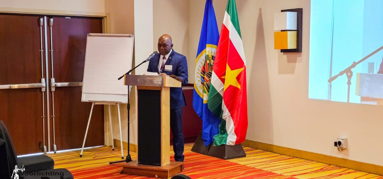 Minister Kenneth Amoksi opent 3-daagse Nationale Workshop over Vroegtijdige Waarschuwingssystemen voor Drugs