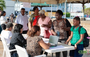 Lions Clubs in Suriname lanceren grootschalig oogscreeningsproject in samenwerking met Lions Michigan-team