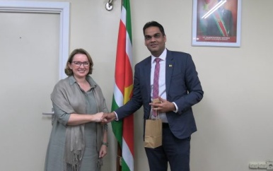 Verbeteren van de gezondheidszorg in Suriname: UN Resident Coördinator bezoekt minister van Volksgezondheid