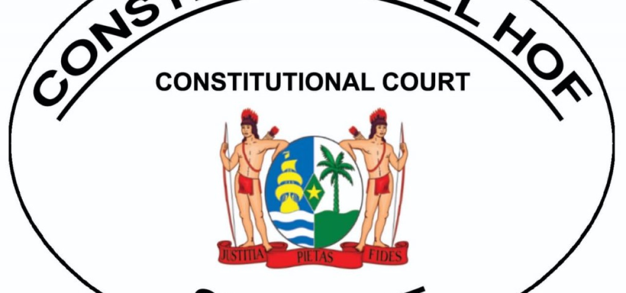 Het Constitutioneel Hof (CHof) van Suriname is eindelijk weer compleet.