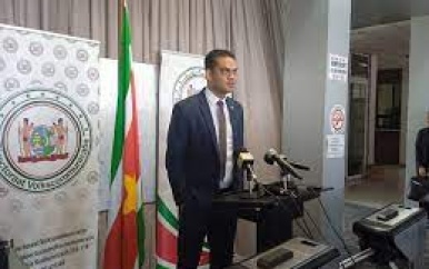 Ramadhin: ‘Alle medicamenten die Suriname binnenkomen worden getest’