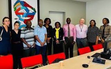 “Verlenging van het Partnerschap tussen Centre Hospitalier de l’Ouest Guyanais en Albina-ziekenhuis”