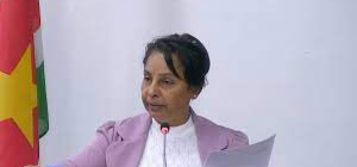 Regering moet uitzendbureaus controleren