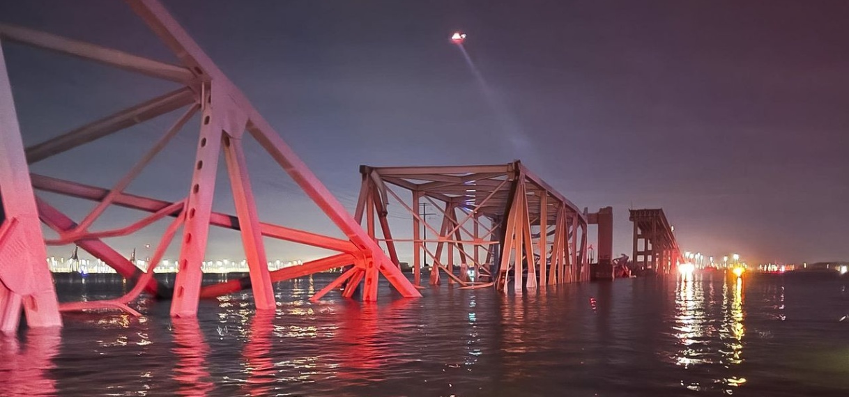 UPDATE: Zes vermisten na instorten Amerikaanse brug vermoedelijk overleden