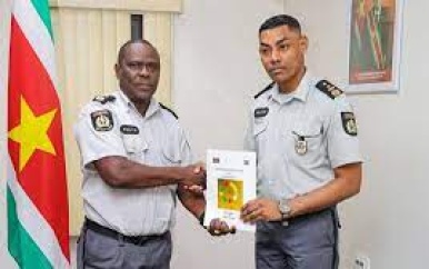 Overdracht van Leiding bij Korps Politie Suriname: Een Nieuw Tijdperk Begint
