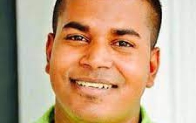 Vinesh Barhoe Verlengt zijn Termijn als General Manager van METS Travel & Tours en Residence Inn