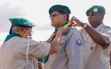 President Santokhi Geïnstalleerd als Chief Scout van de Padvinderij Suriname