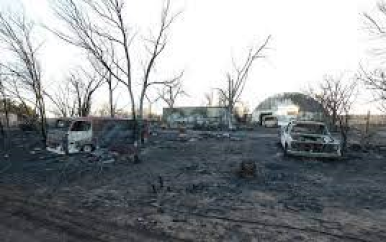 Grootste natuurbrand ooit in Texas ontstaan bij hoogspanningslijnen