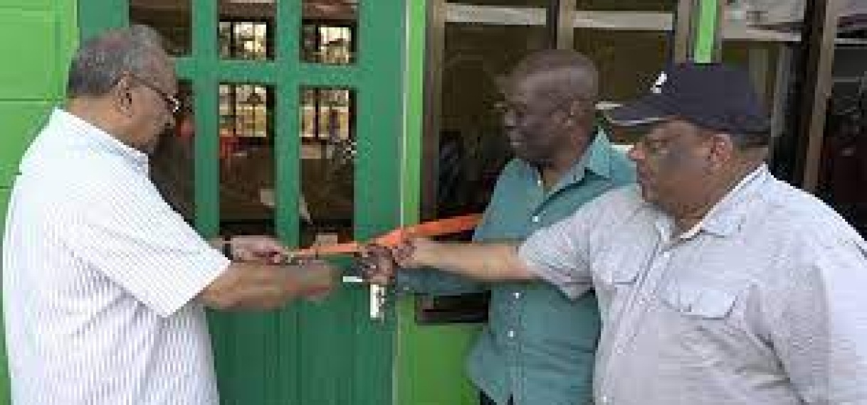 LVV neemt Meldpunt Nickerie in gebruik