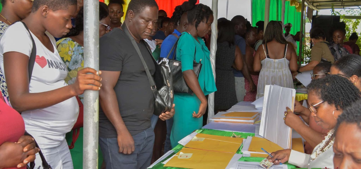 Uitgifte van grond: een voortdurende uitdaging voor de overheid