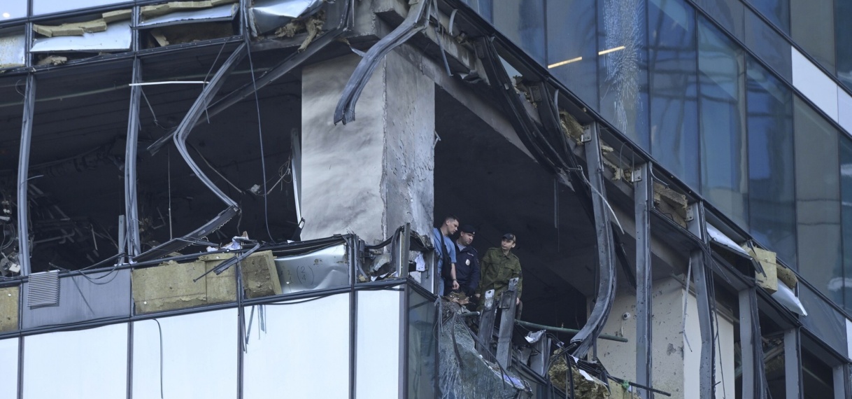 Drone explodeert boven gebouw op vliegveld in Moskou