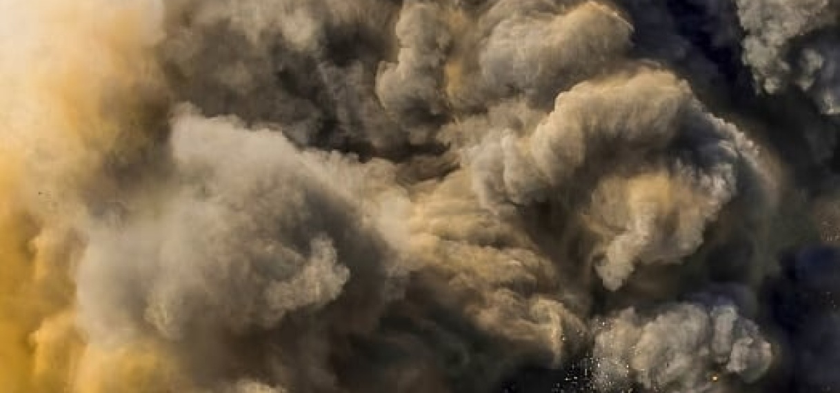 UPDATE: Dikke rookwolken hangen boven binnenstad van Athene