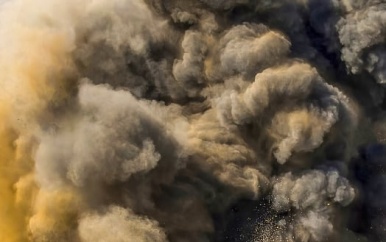 UPDATE: Dikke rookwolken hangen boven binnenstad van Athene