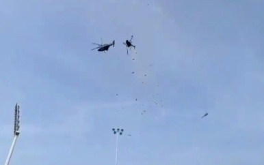 Maleisische helikopters botsen in de lucht op elkaar