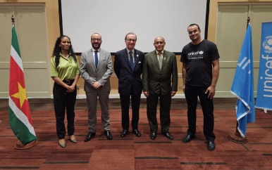 UNICEF en Surinaamse overheid onderzoeken geestelijke gezondheid van adolescenten