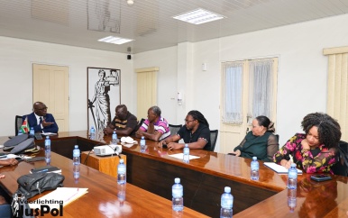 Minister Amoksi ontvangt delegatie Nw Koffiekamp en Zijin Mining