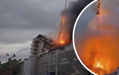 Torenspits stort in tijdens brand in iconisch gebouw Kopenhagen