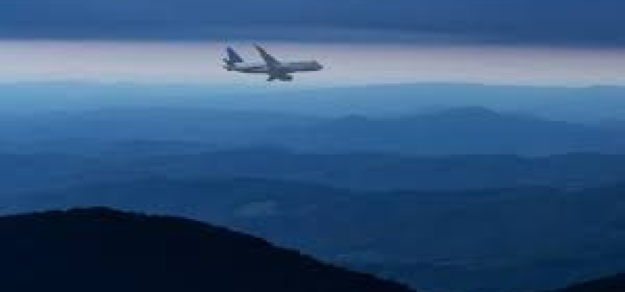 Waarom valt een vliegtuig soms 300 meter naar beneden?